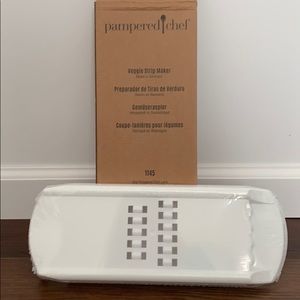 Pampered Chef Veggie Strip Maker